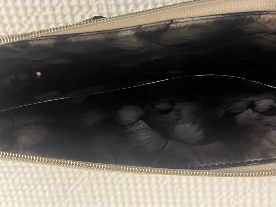 Pochete Ted Baker branca com laço preto