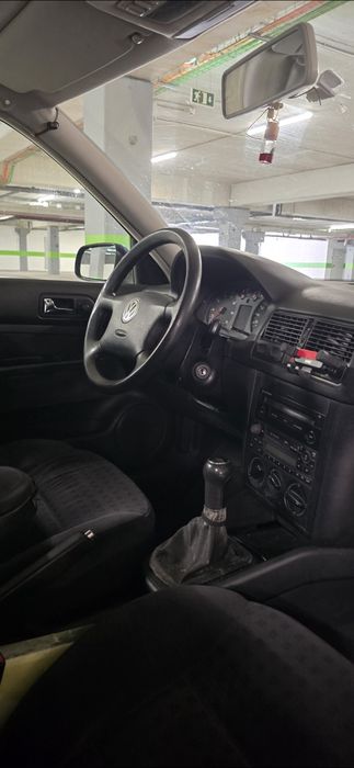 VW GOLF 1.4 Gasolina 2002 160. Mil kms
