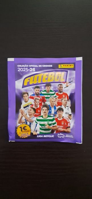 Saqueta cromos futebol 2025/26 da Panini