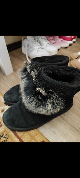 Уги зимові натуральна замш