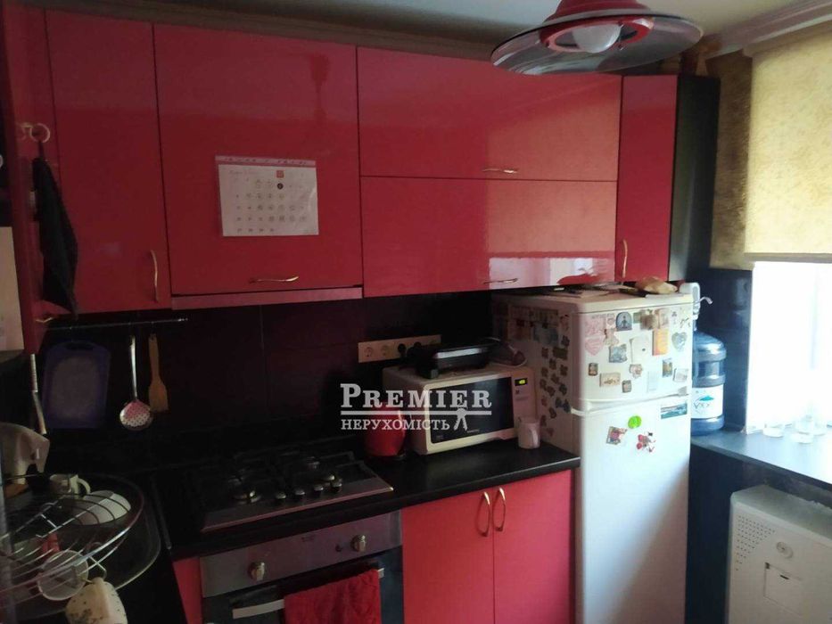 У продажу 3 кімн. квартира у смт. Великодолинське