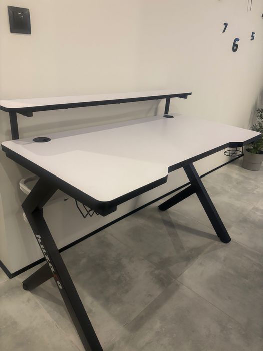 Biurko gamingowe Huzaro