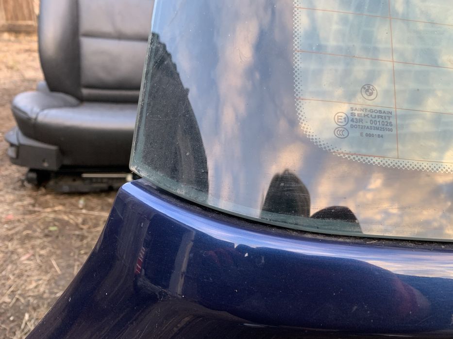 Klapa Bmw e61 tiefseeblau bez rdzy