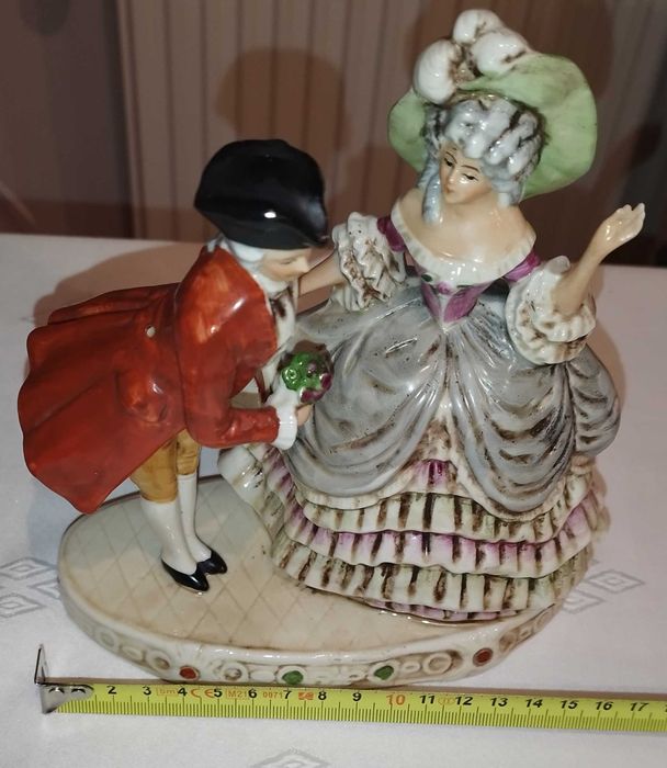 Figurka porcelana porcelit dama szlachcic  sygnowana Grafenthal