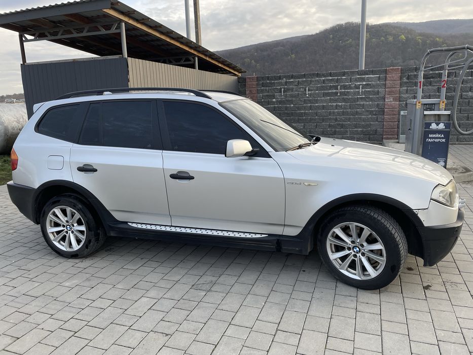 Продам bmw x3 e83