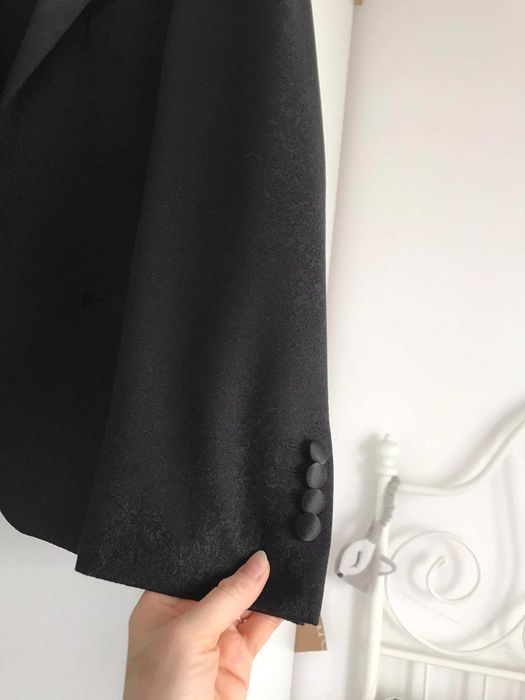 Czarny garnitur ślubny żakardowy glamour Bonus MG M