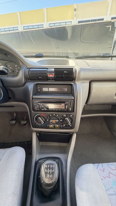 Opel Astra 1.4 82CV