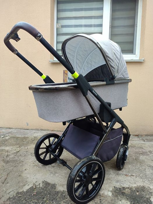 Продам коляску дитячу