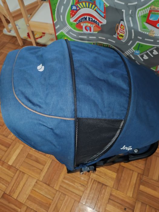 Carrinho bebé mais acessórios