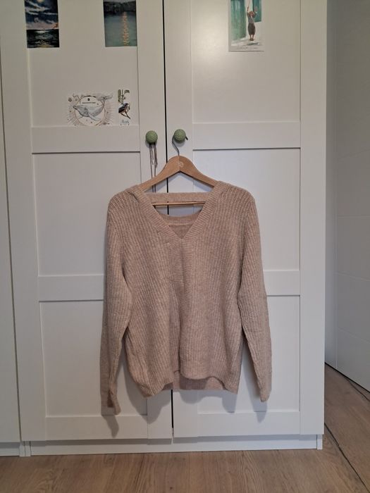 Sweter z ozdobnymi plecami, Primark
