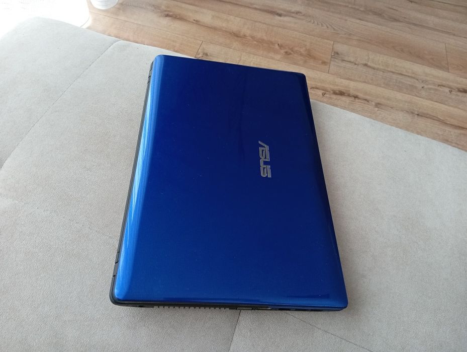 Laptop  i5 w pięknym kolorze SSD  Asus , bateria , ram 8gb