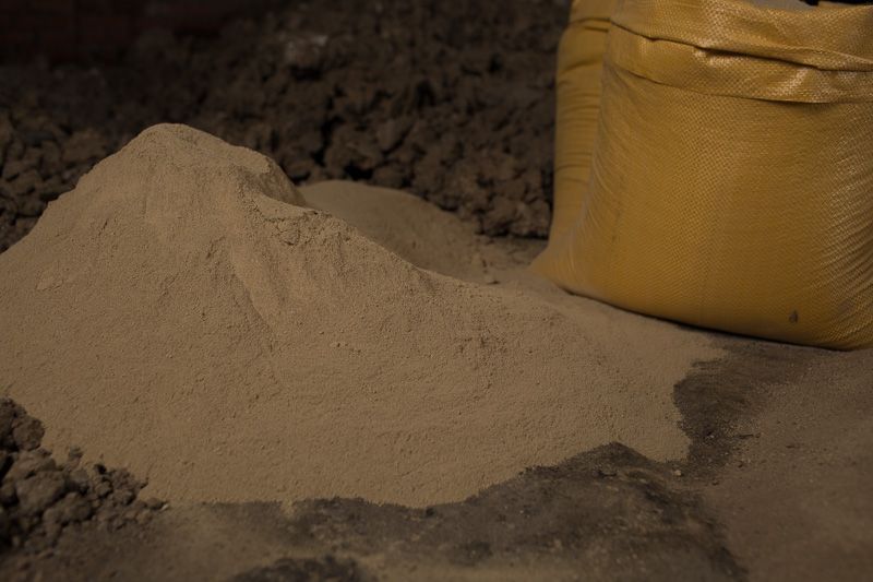 Tynki gliniane - substrat z gliny mielonej suchej