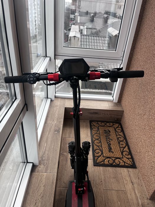 Електросамокат Tesla 2000