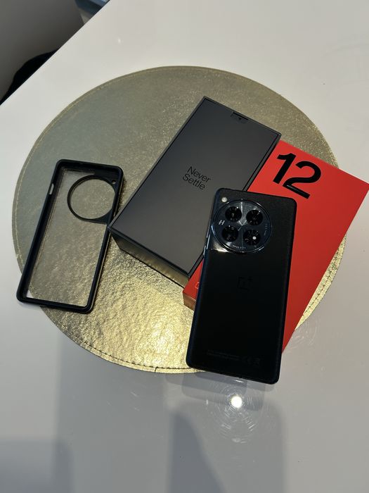 Telefon One Plus 12 16/512