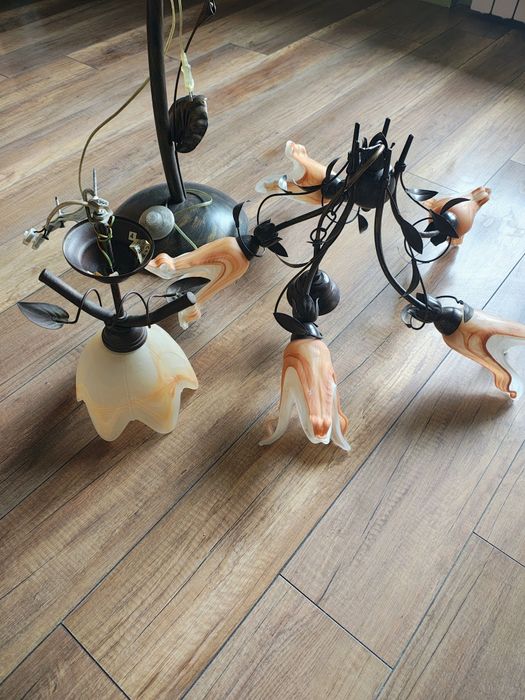 Sprzedam komplet oświetlenia