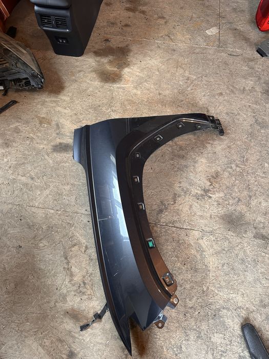 Левое и правое крыло для Hyundai Tucson в идеальном состоянии