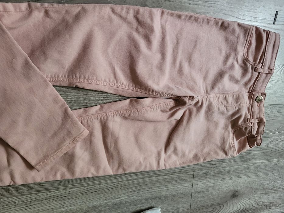 Котонові джинси  на дівчинку 146 см 10-11 років