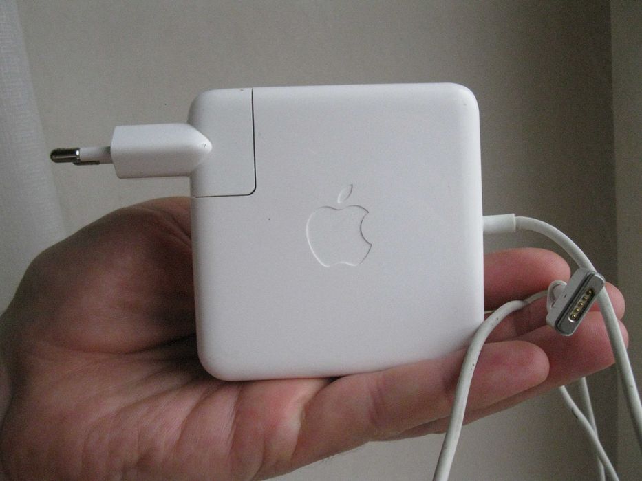 Блок питания Apple 85W Magsafe 2 Power Adapter model A1424