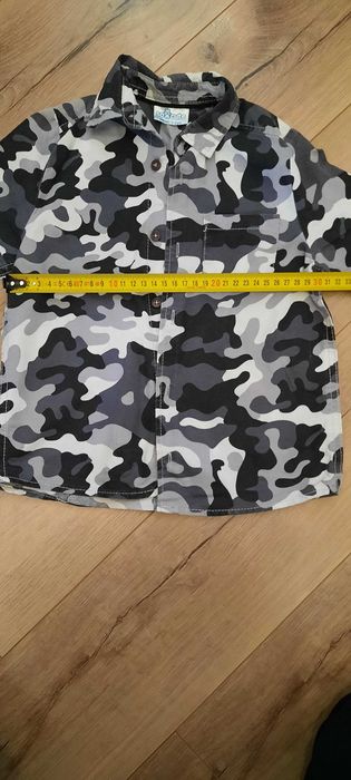 Продам рубашку на хлопчика