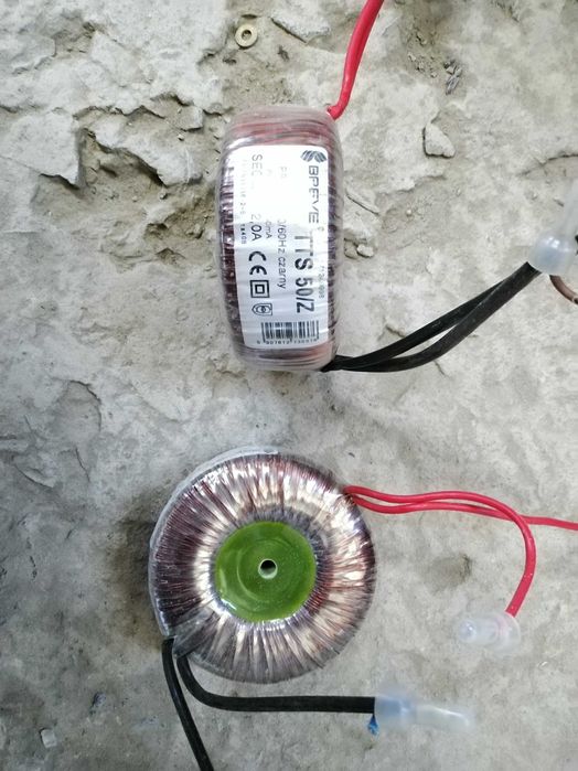 Тороідальні і трансформатори для зарядних пристроїв АКБ чи іншого.