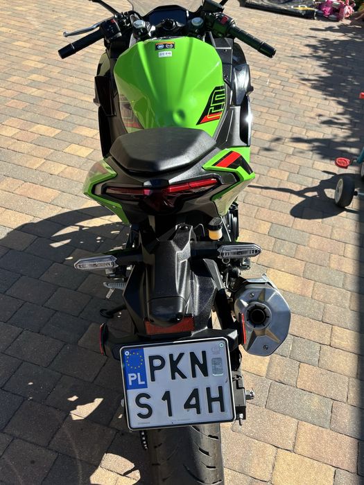 Kawassaki Ninja 500 SE