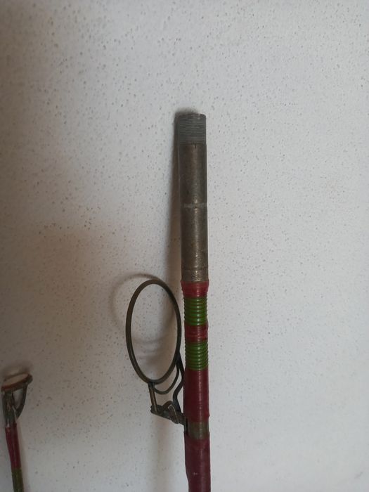 Cana de pesca Antiga com carreto.