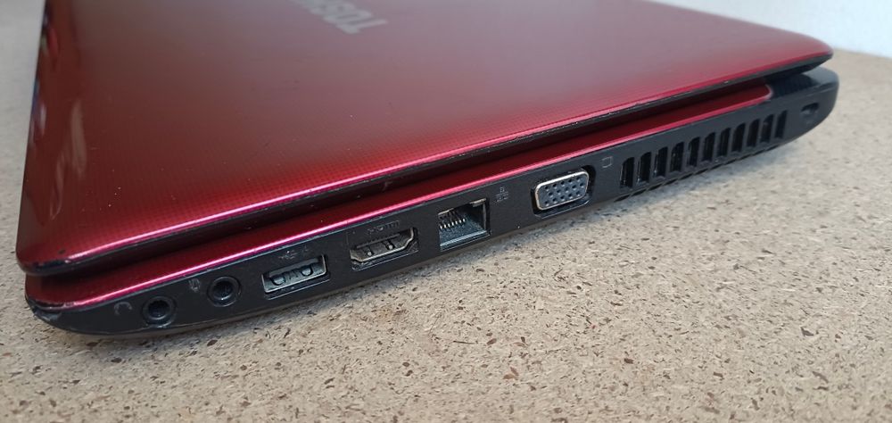 Toshiba Satellite L735