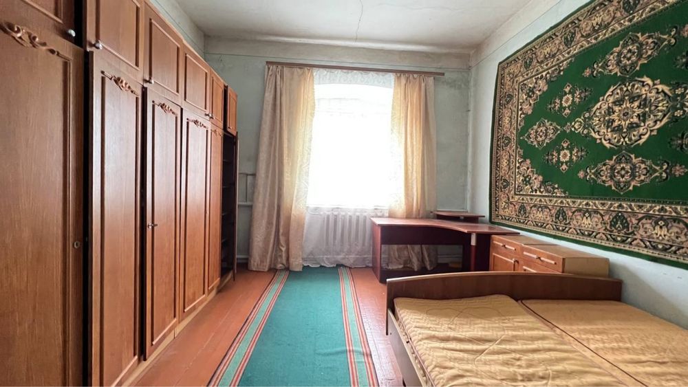 Продам частину будинку в селі Бабин