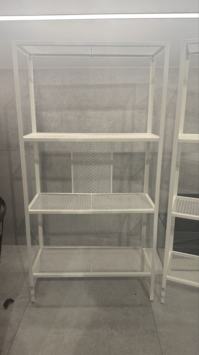 biały regał IKEA BAGGEBO metalowy na rośliny | bardzo dobry stan