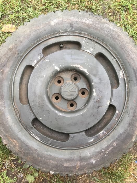 Продам запасне колесо на фольтцваген