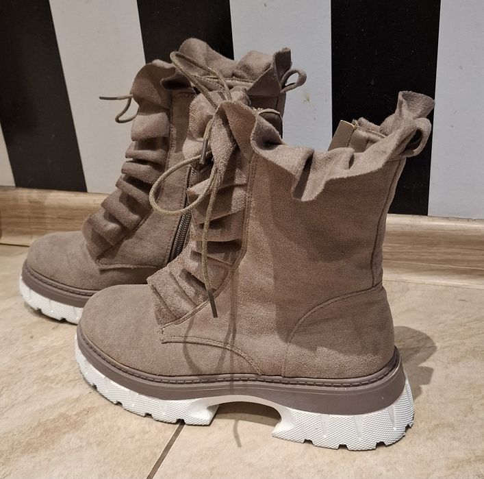 Botki  ocieplane  damskie  38