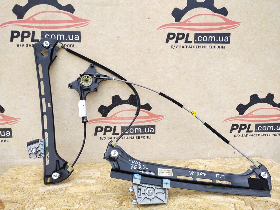 Mercedes E W207 C207 Coupe 2009-2017 Стеклоподъемник передний правый