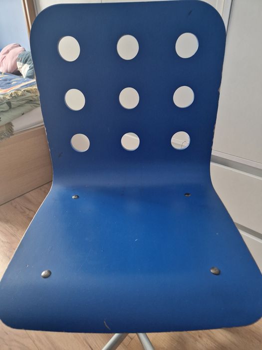 Krzesło do biurka dziecięce