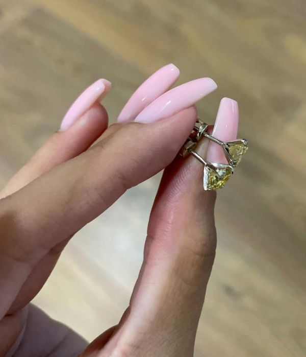 Kolczyki próby 585 z moissanitem1 karat każdy
