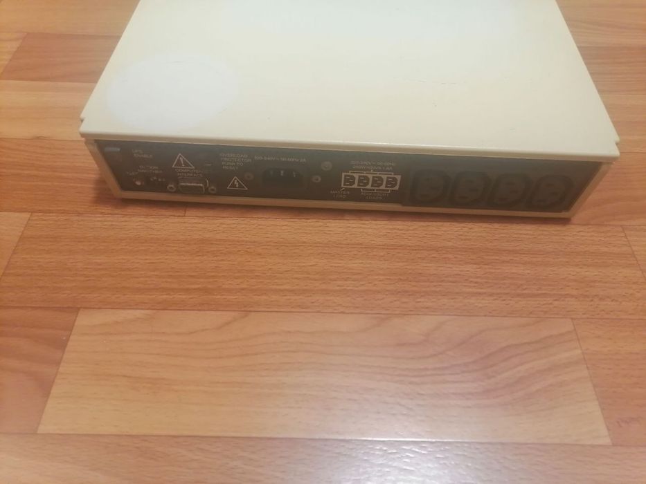 APC SMART-UPS 400i ИБП ДБЖ чистый синус