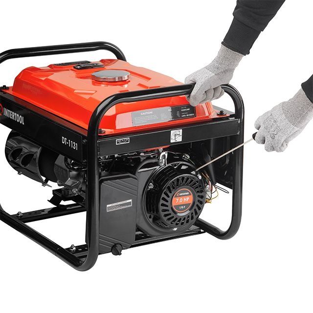 Генератор бензиновый, 2,8/3,0 кВт, 230 В, бак 15 л