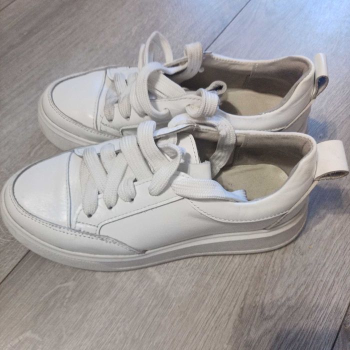 Кеди шкіряні 36 розмір