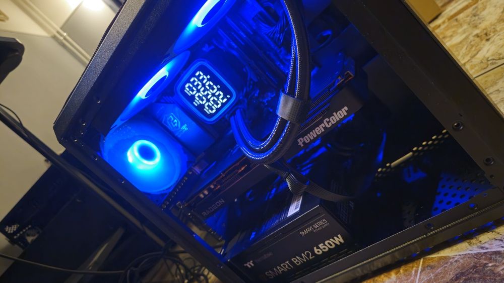 Komputer Amd Ryzen 7 7800x3D 64gb DDR5 Radeon Rx 9070xt