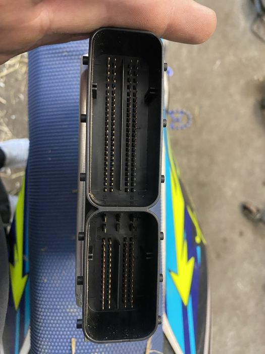 Sterownik silnika BMW 535d e60 272km