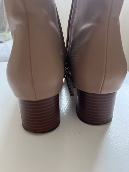 Botki beżowe Reserved 38