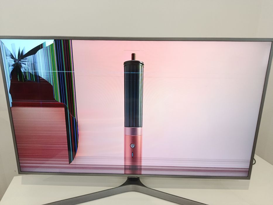 Telewizor samsung uszkodzony