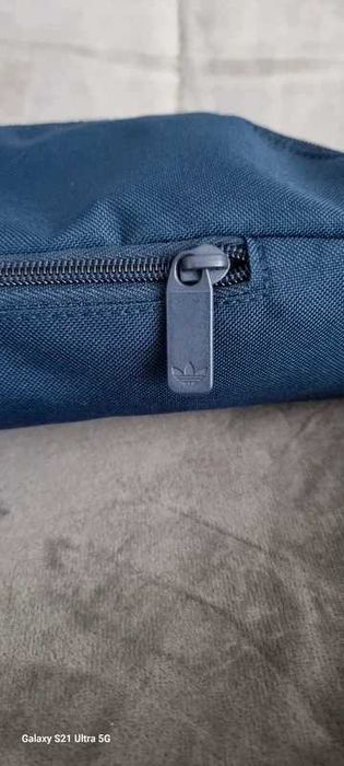 Nerka biodrowa Adidas Andicolor niebieska NOWA