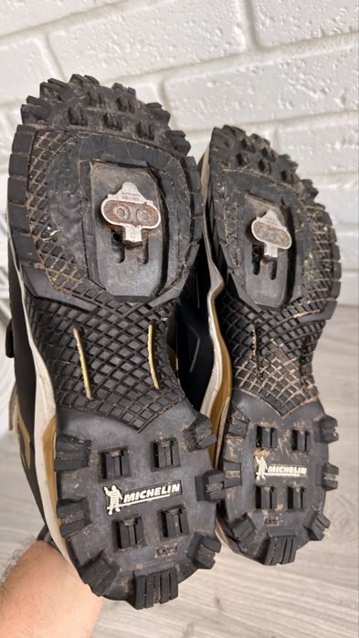 Ведовзуття Northwave Enduro Mid Shoes Black