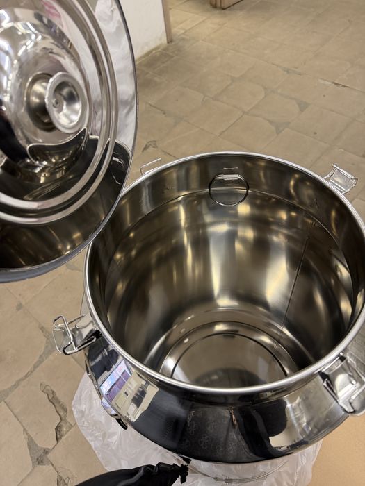 Герметична нержавіюча ємність 88 л (харчова) бочка нержавейка