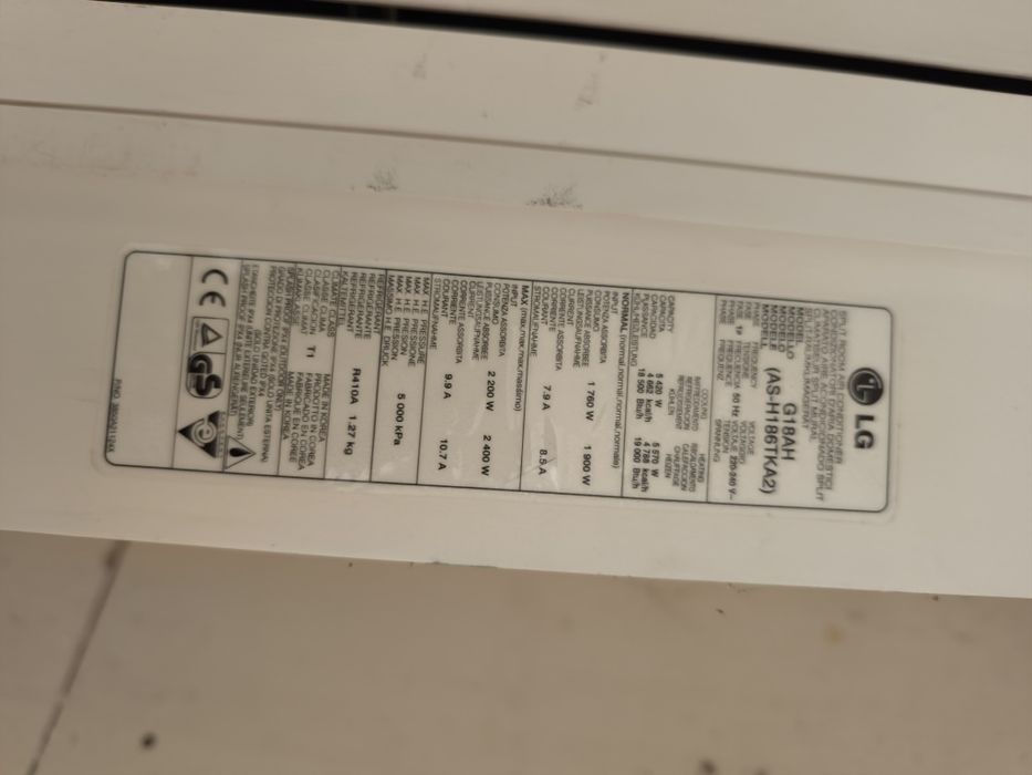 1  Ar Condicionado LG 19.000 BTU Quente e Frio