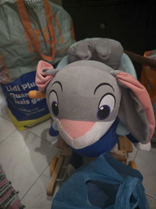 Baloiço para quarto de criança Coelho divertido
