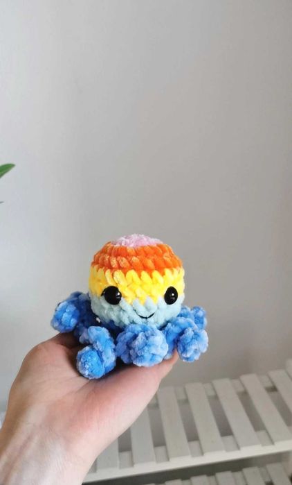 Ośmiornica na szydełku handmade, dekoracja