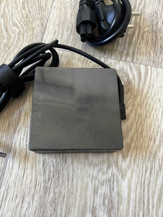 Блок живлення для ноутбука Asus 90W 19V 4.74A 4.0*1.35mm