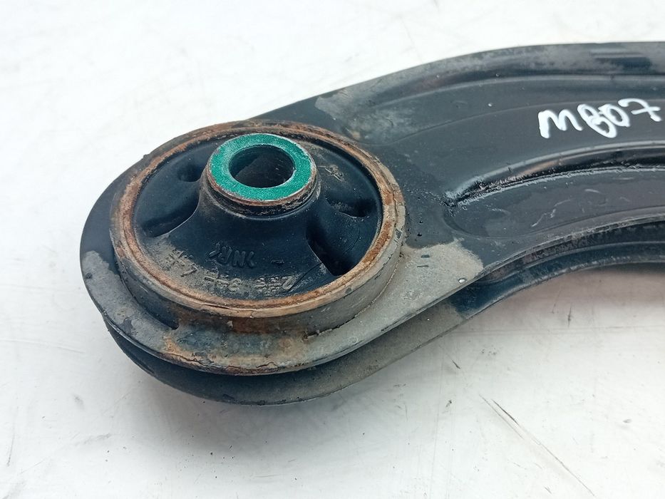 Braço de suspensão frente direito HYUNDAI Getz (TB)