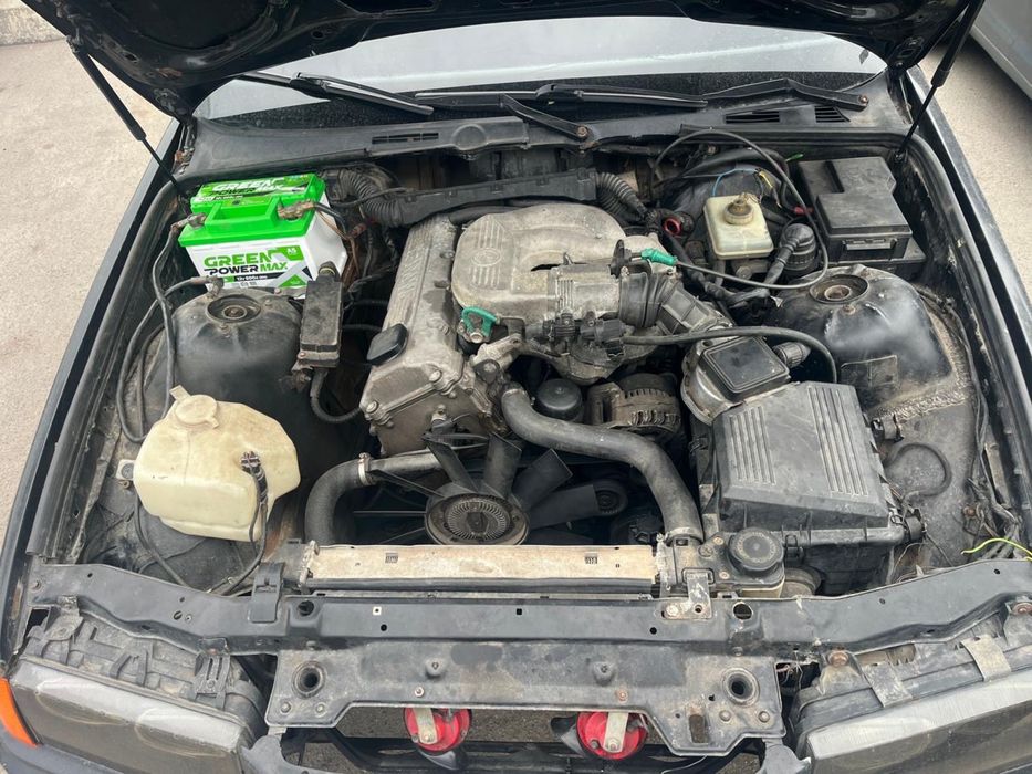 BMW  E36 (1,8 бенз.)торг